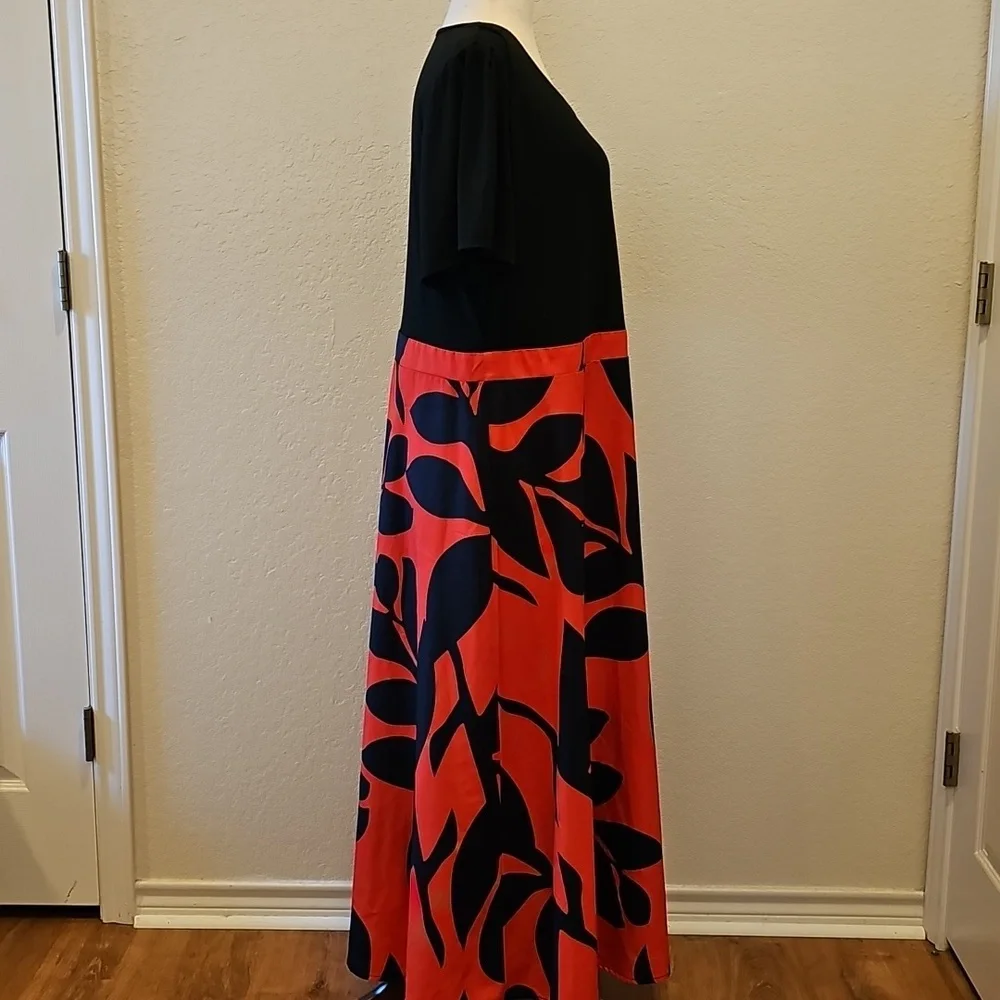 SHEIN Red and Black Maxi Dress - Picture 6 of 6